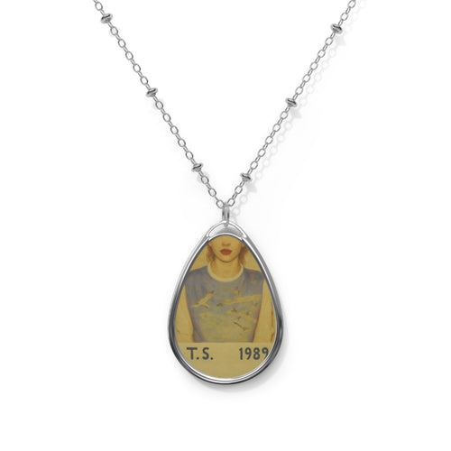 "1989" Necklace